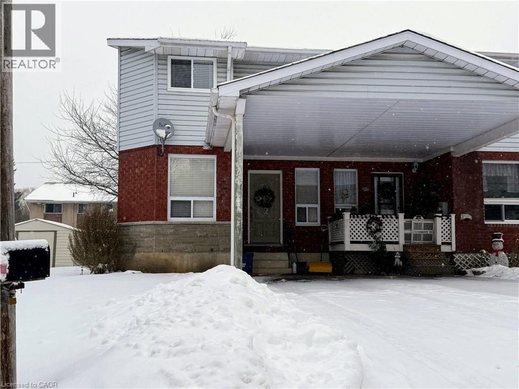 2-bedroom home for rent in Cambridge — 1 - 11 Norman Lane (Photo 1)