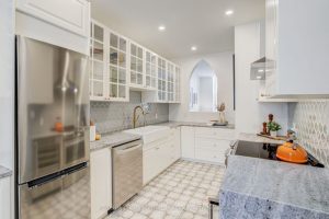 2-bedroom condo townhouse for sale in Guelph — 1 - 196 Arthur Street N