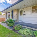 2-bedroom detached home for sale in Woodstock — 1 Earlscourt Crescent (Photo 2)
