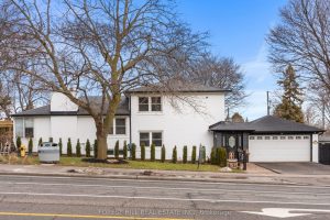 4-bedroom detached home for sale in Toronto — 1 Henderson Avenue
