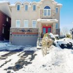 4-bedroom detached home for rent in Bradford West Gwillimbury — 10 Highland Terrace (Photo 1)