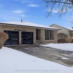 3-bedroom detached home for sale in Brantford — 10 Mottistone Court (Photo 2)