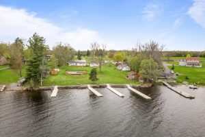 2-bedroom detached home for sale in Prince Edward County — 10 Richardson Road