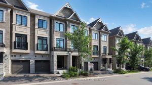 3-bedroom att/row/townhouse for sale in Richmond Hill — 10 William Adams Lane
