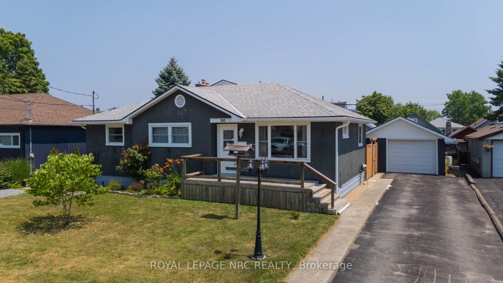 3-bedroom detached home for sale in Port Colborne — 100 Knoll Street (Photo 1)