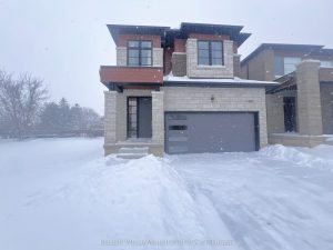 4-bedroom detached home for sale in Hamilton — 100 Shady Oaks Trail
