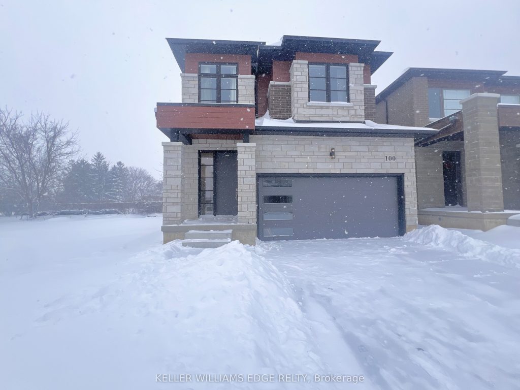 4-bedroom detached home for sale in Hamilton — 100 Shady Oaks Trail (Photo 1)