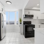 3-bedroom condo apartment for sale in Brampton — 1004 - 10 Malta Avenue (Photo 4)