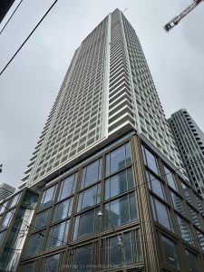 1-bedroom condo apartment for rent in Toronto — 1005 - 88 Queen Street E