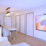 1-bedroom condo apartment for rent in Toronto — 1010 - 19 Singer Court (Photo 4)