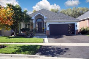 4-bedroom detached home for sale in Oshawa — 1010 Glenbourne Drive