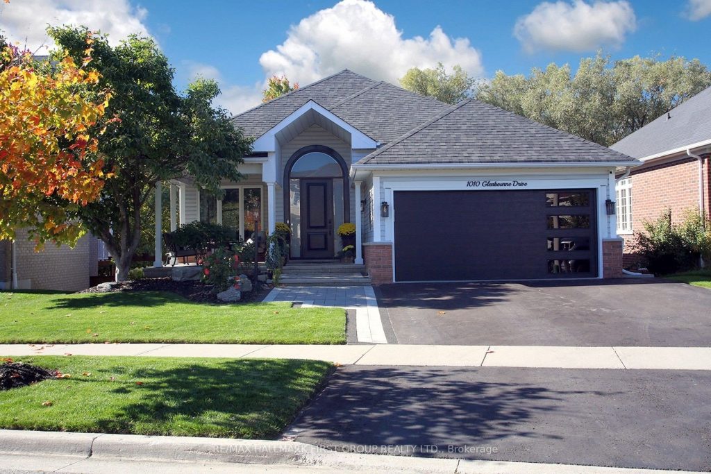 4-bedroom detached home for sale in Oshawa — 1010 Glenbourne Drive (Photo 1)