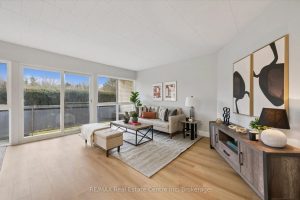 2-bedroom condo apartment for sale in Guelph — 102 - 105 Conroy Crescent