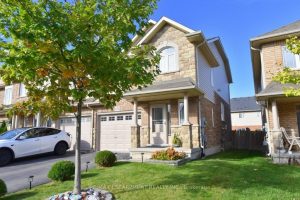 3-bedroom att/row/townhouse for sale in Hamilton — 102 Celestial Crescent