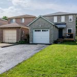 3-bedroom detached home for sale in Barrie — 102 Ferguson Drive (Photo 1)