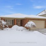 3-bedroom detached home for sale in Welland — 102 Wellandvale Drive (Photo 2)