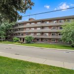 1-bedroom condo apartment for sale in Hamilton — 103 - 11 Woodman Drive S (Photo 1)