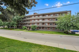 1-bedroom condo apartment for sale in Hamilton — 103 - 11 Woodman Drive S