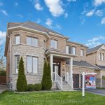 4-bedroom detached home for sale in New Tecumseth — 104 Sharpe Crescent (Photo 2)