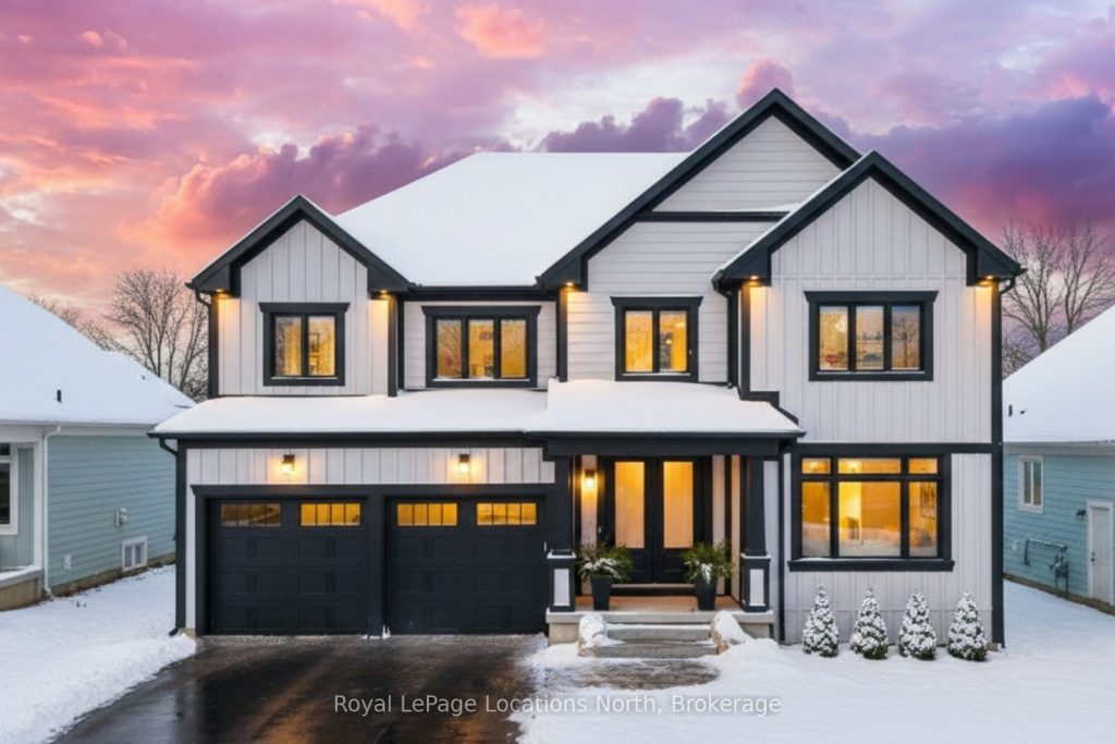 4-bedroom detached home for sale in Blue Mountains — 104 Stillwater Crescent (Photo 1)