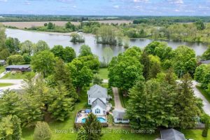 4-bedroom detached home for sale in Howick — 1047 Gibson Street