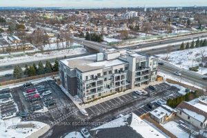 1-bedroom condo apartment for sale in Hamilton — 104 - 120 Springvalley Crescent