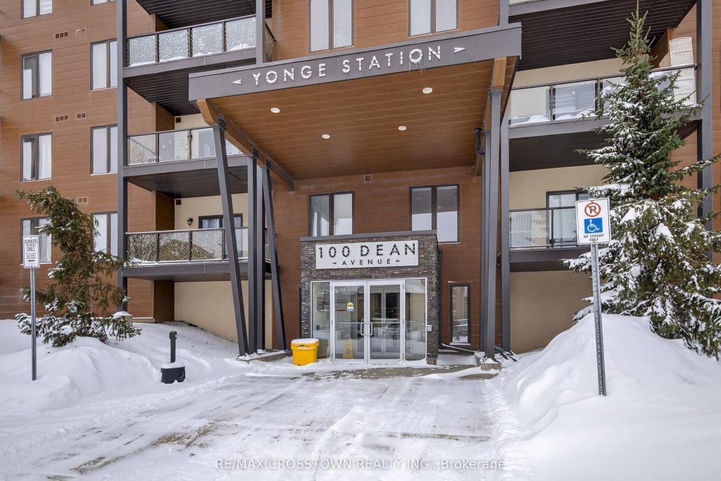 1-bedroom condo apartment for sale in Barrie — 105 - 100 Dean Avenue (Photo 1)