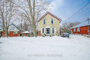 3-bedroom detached home for sale in Kitchener — 105 St George Street
