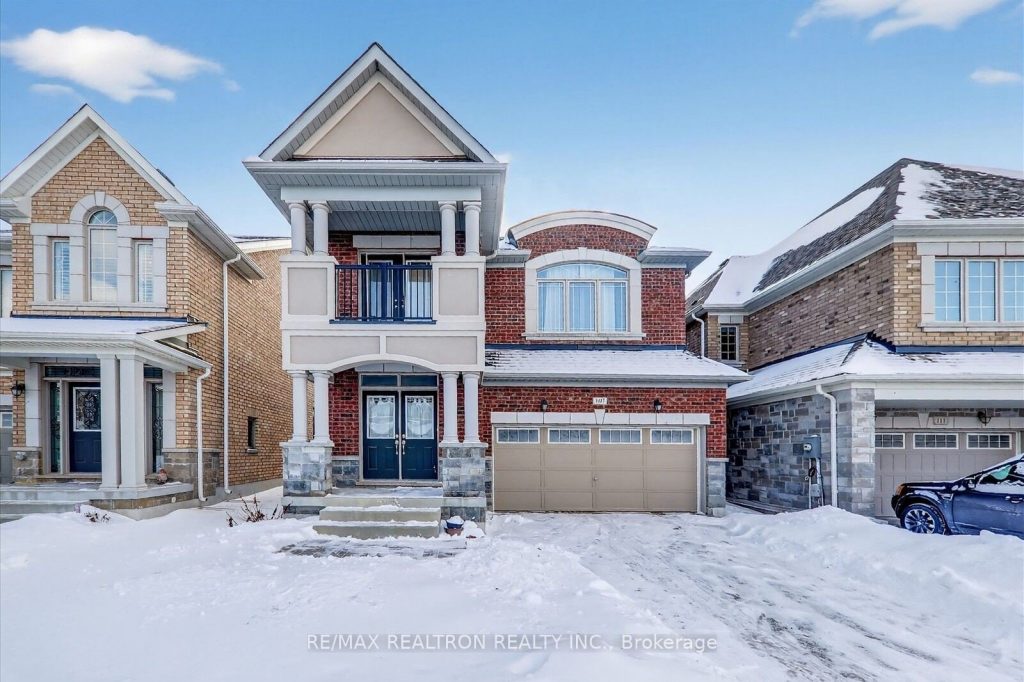 4-bedroom detached home for sale in East Gwillimbury — 107 Walter English Drive (Photo 1)