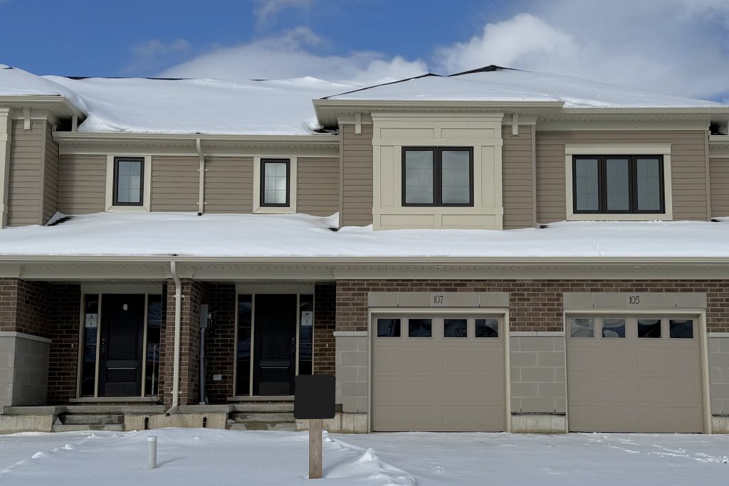 3-bedroom att/row/townhouse for sale in Aylmer — 107 Willow Drive (Photo 1)