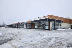 Studio commercial retail home for rent in Thunder Bay — 1080 Memorial Avenue