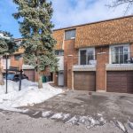 3-bedroom condo townhouse for sale in Mississauga — 11 - 1051 Cedarglen Gate (Photo 3)