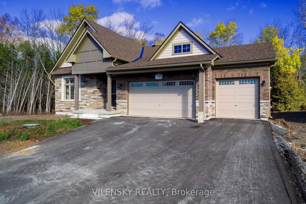 3-bedroom detached home for sale in Quinte West — 11 East Vista Terrace (Photo 1)