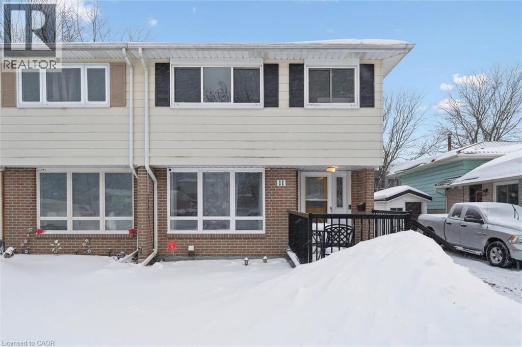 5-bedroom home for sale in Kitchener — 11 Ingleside Drive (Photo 1)