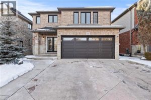 4-bedroom home for sale in Binbrook — 11 Wilbur Drive
