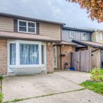 4-bedroom att/row/townhouse for sale in Hamilton — 110 Gledhill Crescent (Photo 3)