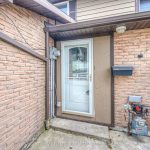 4-bedroom att/row/townhouse for sale in Hamilton — 110 Gledhill Crescent (Photo 4)