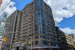 1-bedroom condo apartment for rent in Toronto — 1105 - 105 Victoria Street
