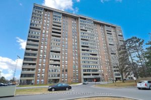 2-bedroom condo apartment for sale in Brampton — 1112 - 15 Kensington Road