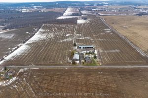 4-bedroom farm home for sale in Quinte West — 1114 Harrington Road