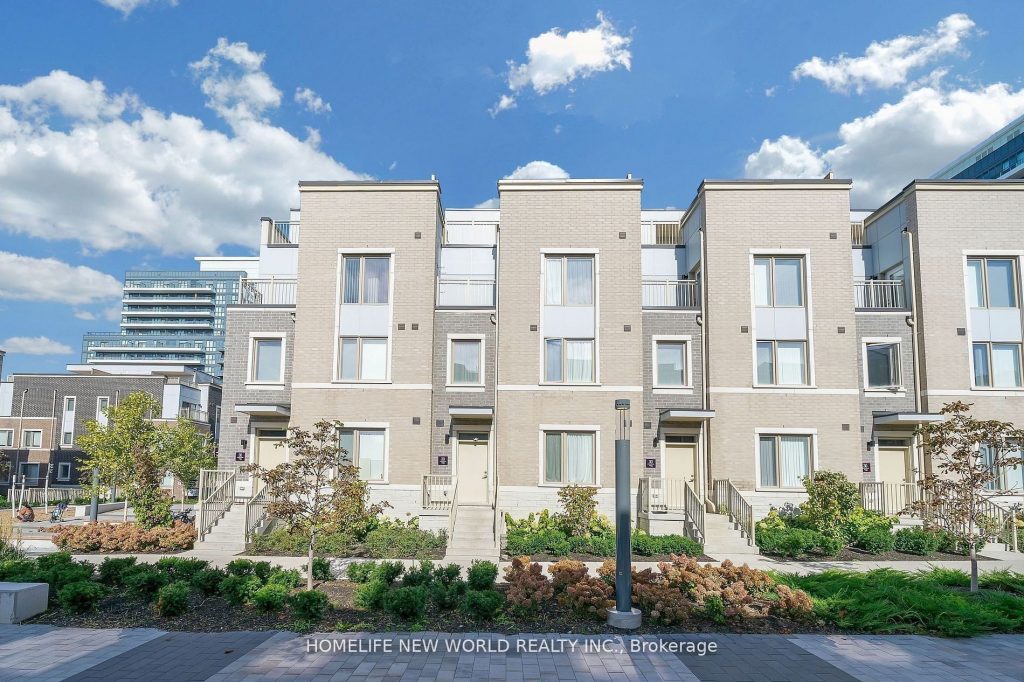 3-bedroom condo townhouse for sale in Vaughan — 112 - 30 Almond Blossom Mews (Photo 1)