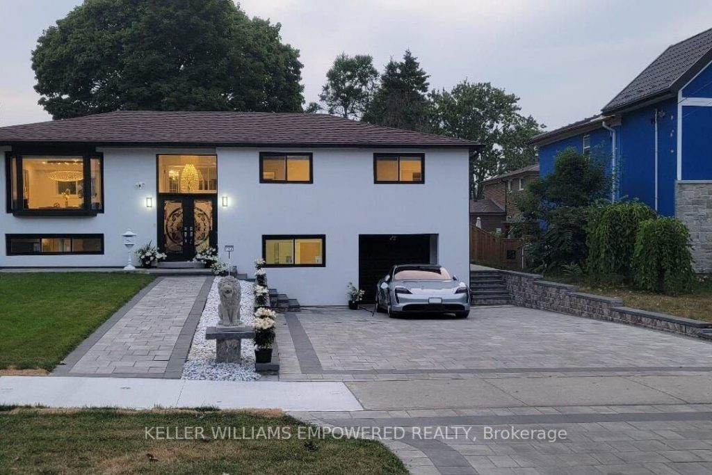 3-bedroom detached home for sale in Toronto — 112 Kingslake Road (Photo 1)