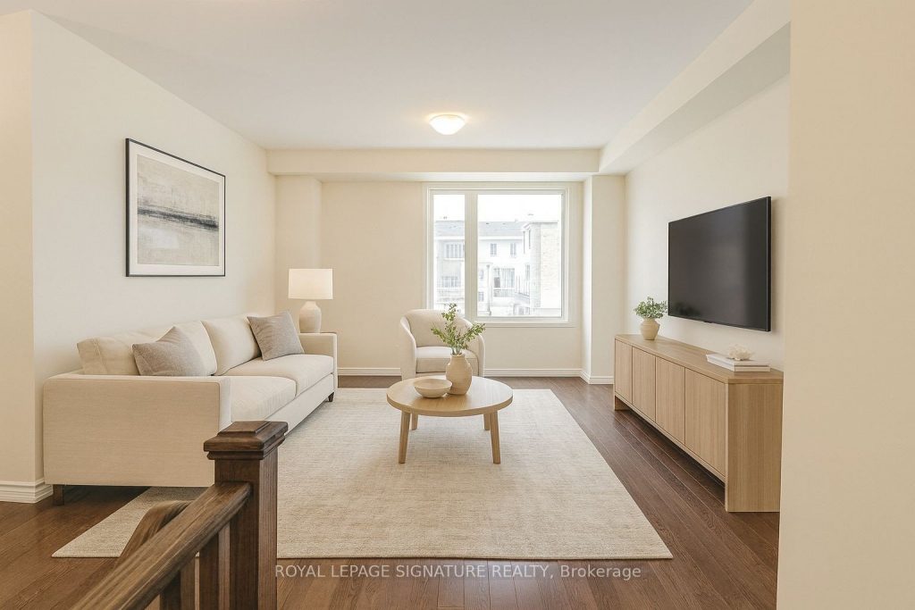 3-bedroom att/row/townhouse for rent in Markham — 114 Thomas Frisby Jr Crescent (Photo 1)