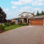 3-bedroom detached home for sale in Renfrew — 115 Ivy Avenue (Photo 2)