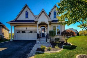 2-bedroom detached home for sale in Welland — 115 Turnberry Trail