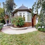 3-bedroom detached home for sale in Vaughan — 116 Kinloch Crescent (Photo 4)