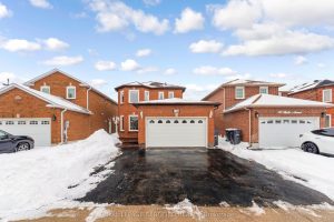 3-bedroom detached home for sale in Brampton — 116 Malta Avenue