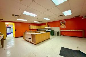 Studio commercial retail home for rent in Toronto — 1165 Weston Road