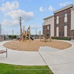 2-bedroom condo townhouse for rent in Pickering — 117 - 755 Omega Drive (Photo 3)