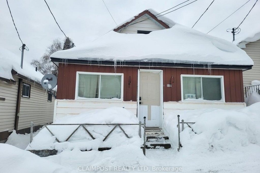 3-bedroom duplex home for sale in Timmins — 117 Croatia Avenue (Photo 1)